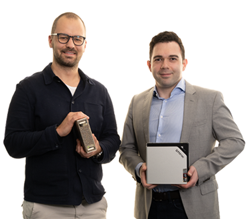 Porträtbild von Autoren Nicola Remund und Ralf Balayan - Experten für KI